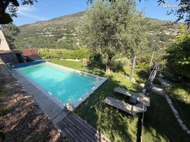 Maison 5 pièces 150 m²