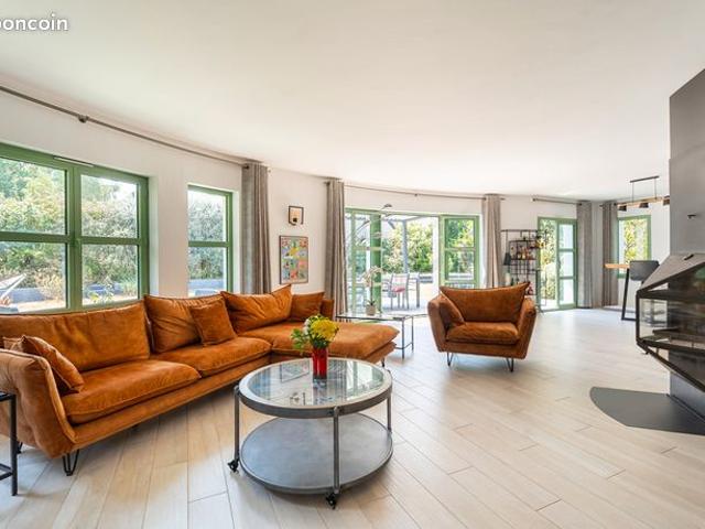 Maison 5 pièces 150 m²