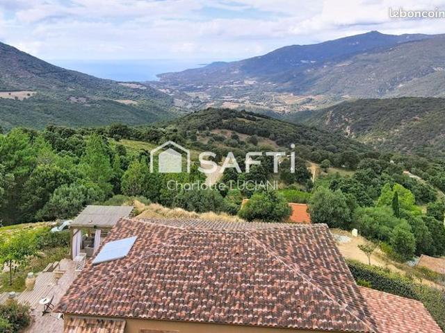 Maison 5 pièces 150 m²