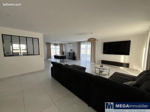 Maison 5 pièces 150 m²
