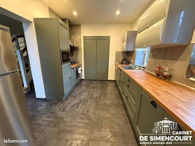 Maison 5 pièces 150 m²