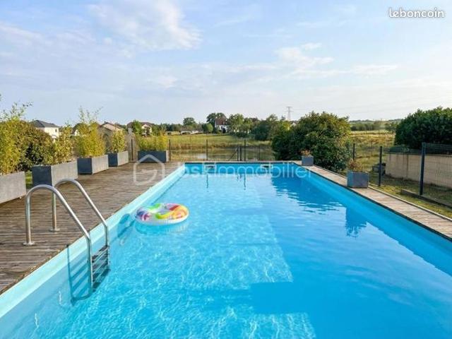 Maison 5 pièces 150 m²