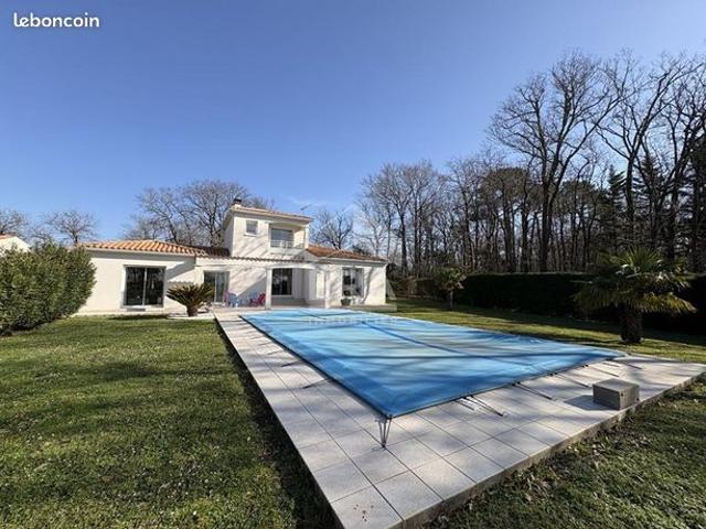 Maison 5 pièces 150 m²