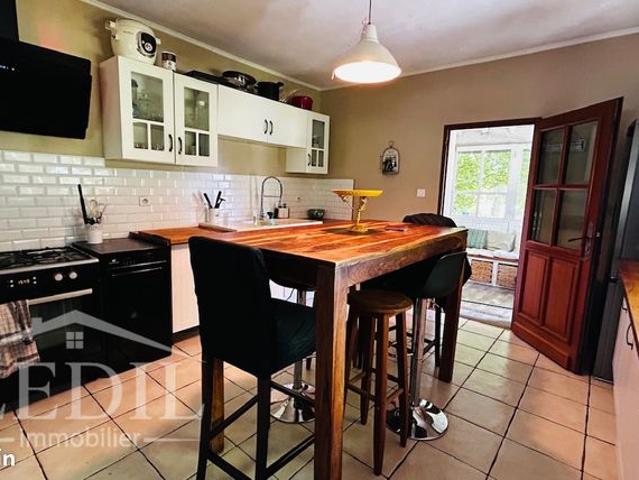 Maison 5 pièces 150 m²
