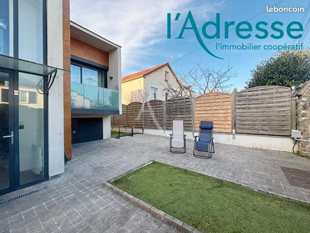 Maison 5 pièces 150 m²