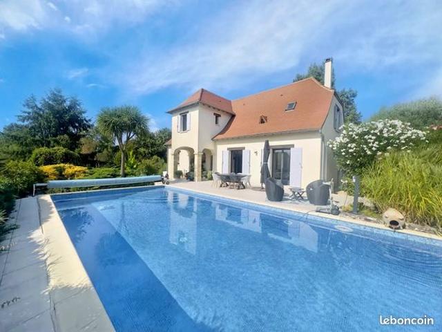 Maison 5 pièces 150 m²