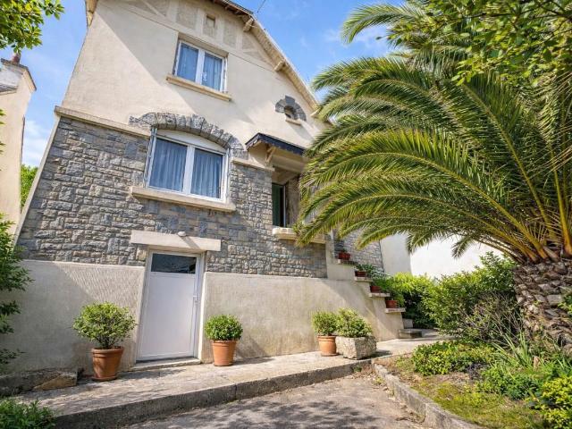Maison 5 pièces 150 m²