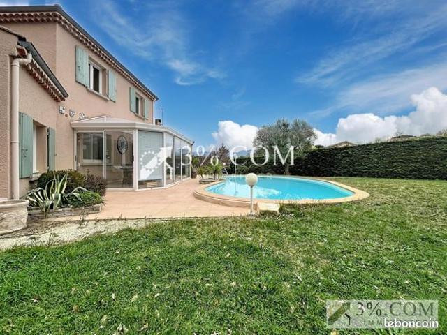 Maison 5 pièces 150 m²