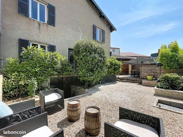 Maison 5 pièces 150 m²