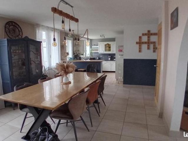 Maison 5 pièces 150 m²