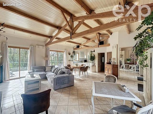 Maison 5 pièces 150 m²