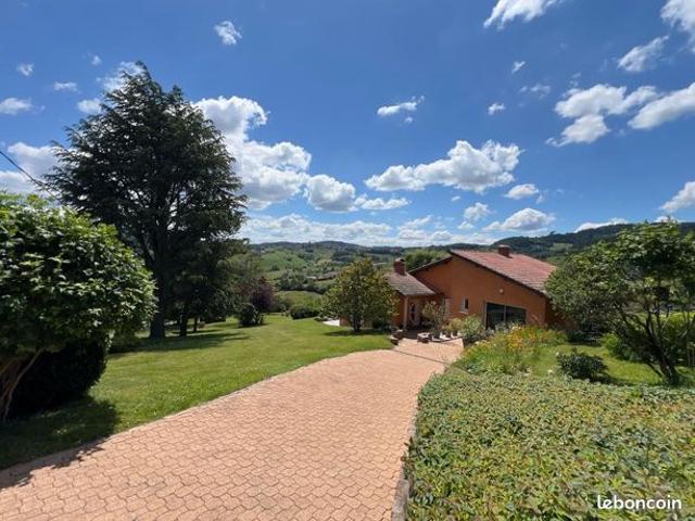 Maison 5 pièces 150 m²