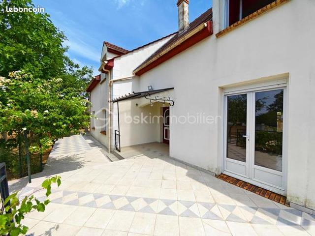 Maison 5 pièces 150 m²