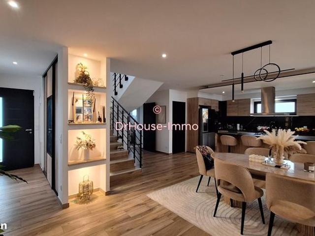 Maison 5 pièces 150 m²
