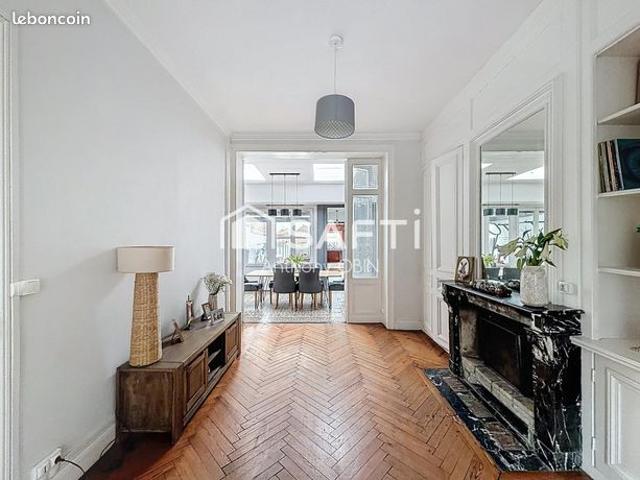 Maison 5 pièces 150 m²