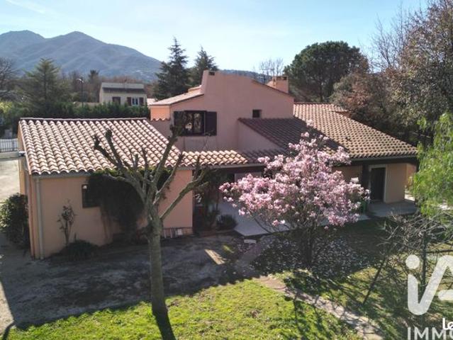 Maison 5 pièces 150 m²