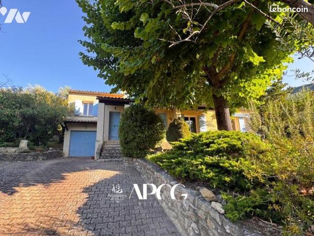 Maison 5 pièces 150 m²