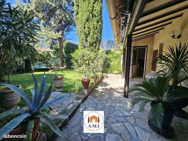 Maison 5 pièces 150 m²