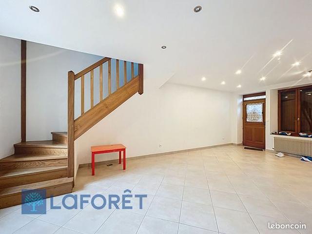 Maison 5 pièces 150 m²