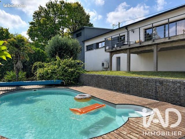 Maison 5 pièces 150 m²