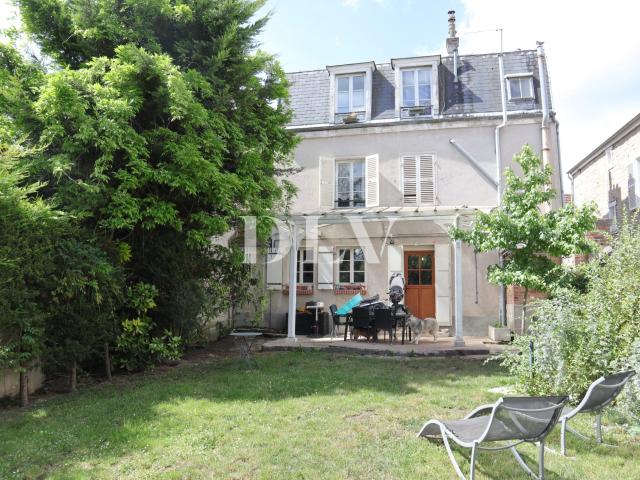Maison 5 pièces 150 m²