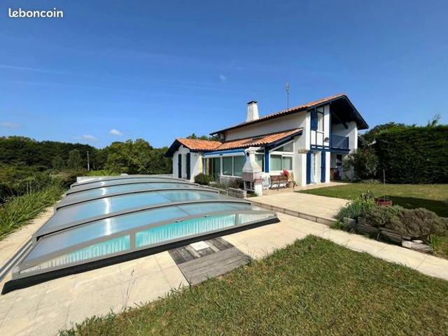 Maison 5 pièces 150 m²