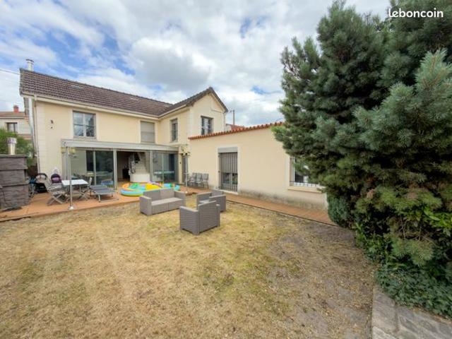 Maison 5 pièces 150 m²