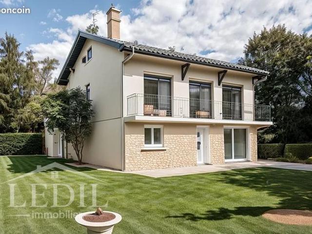 Maison 5 pièces 150 m²