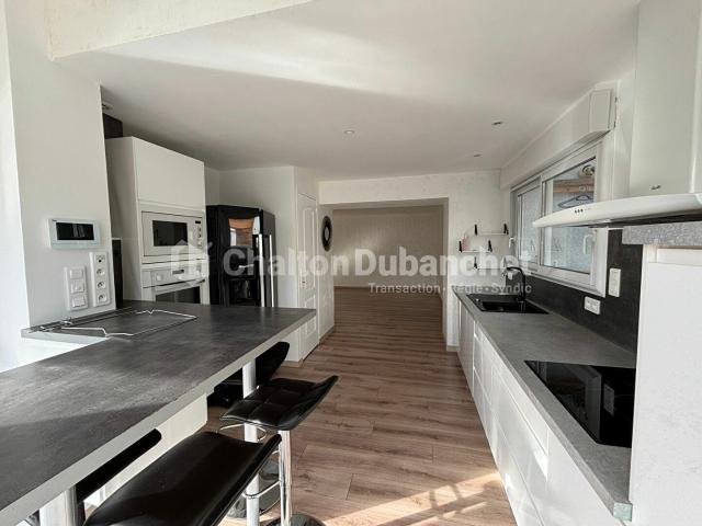 Maison 5 pièces 150 m²