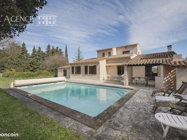 Maison 5 pièces 150 m²