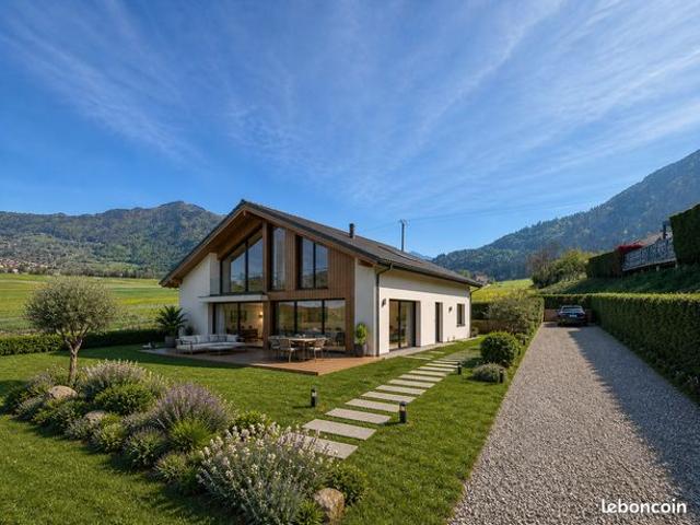 Maison 5 pièces 150 m²