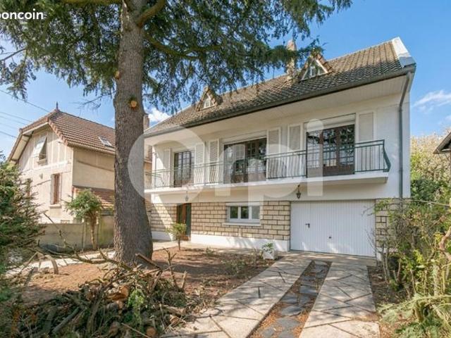 Maison 5 pièces 150 m²