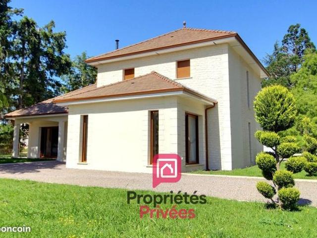 Maison 5 pièces 150 m²