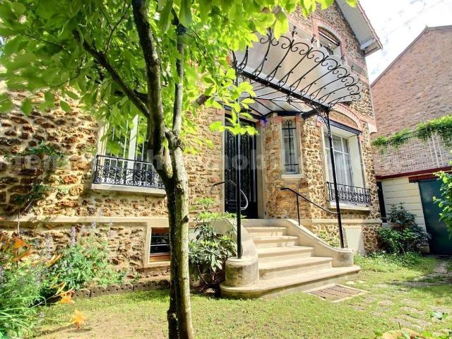 Maison 5 pièces 150 m²
