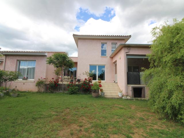 Maison 5 pièces 150 m²