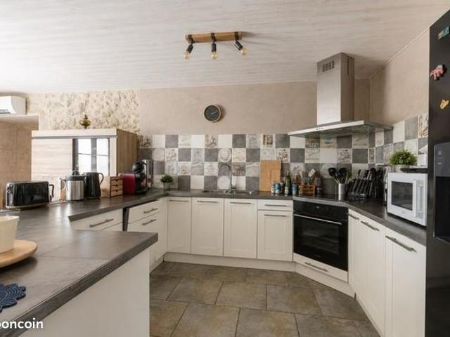 Maison 5 pièces 150 m²