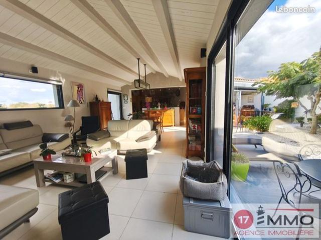 Maison 5 pièces 150 m²