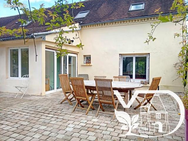 Maison 5 pièces 150 m²