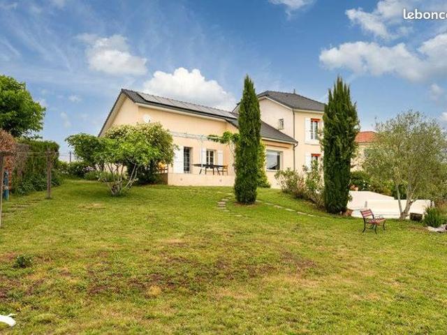 Maison 5 pièces 150 m²