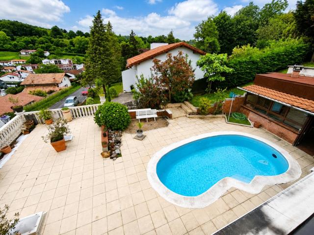 Maison 5 pièces 150 m²