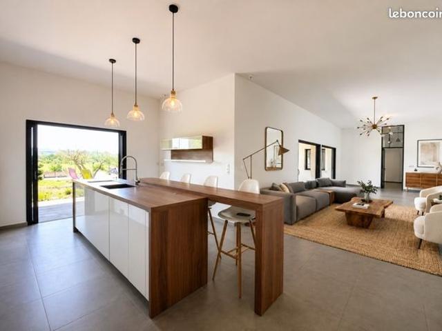 Maison 5 pièces 150 m²