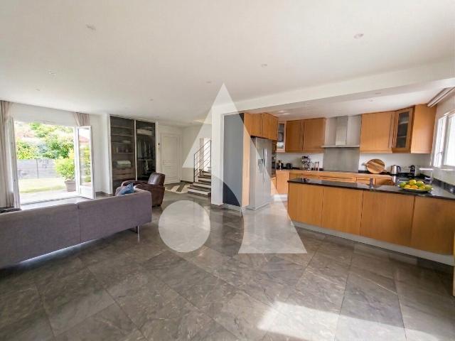 Maison 5 pièces 150 m²