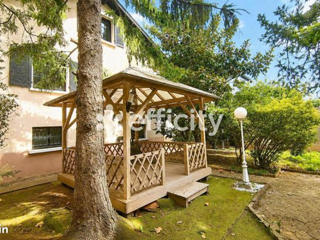 Maison 5 pièces 150 m²