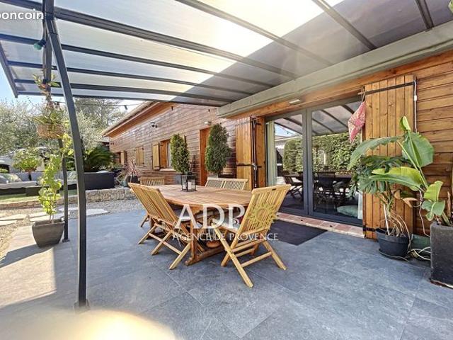 Maison 5 pièces 150 m²