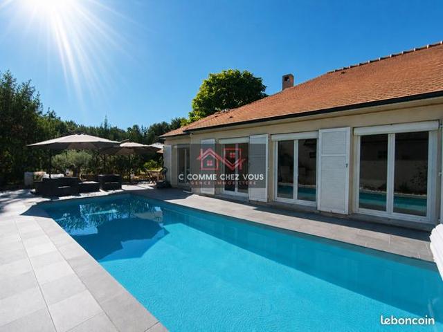 Maison 5 pièces 150 m²