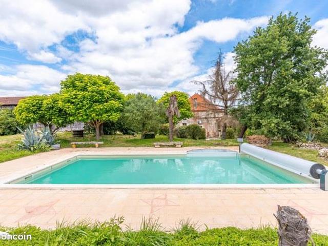 Maison 5 pièces 150 m²