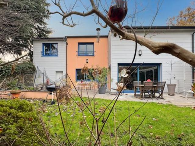 Maison 5 pièces 150 m²