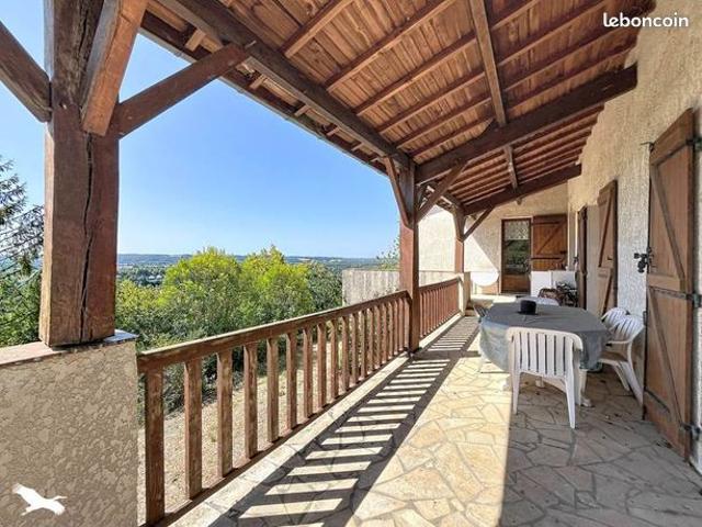 Maison 5 pièces 150 m²