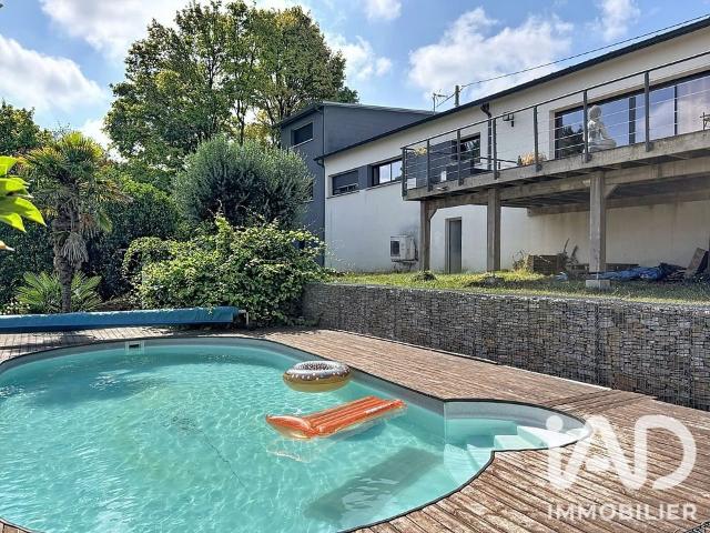 Maison 5 pièces 150 m²