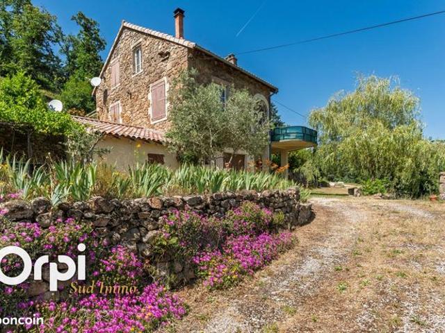 Maison 5 pièces 150 m²
